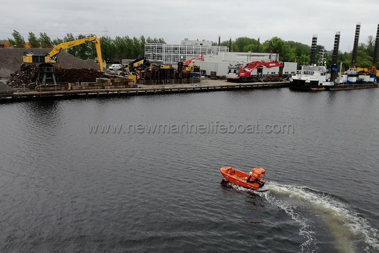 How to choose the right launching equipment for rescue boat?